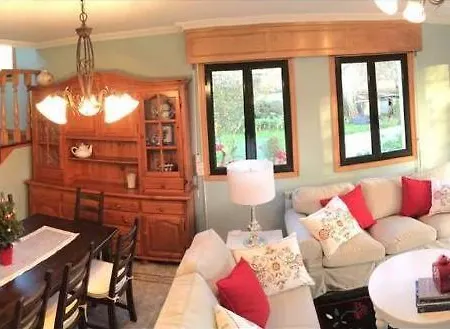 Vila Casa La Vina, *