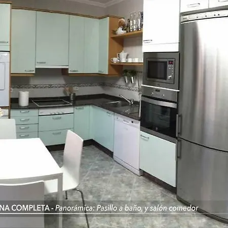 Vila Casa La Vina, *